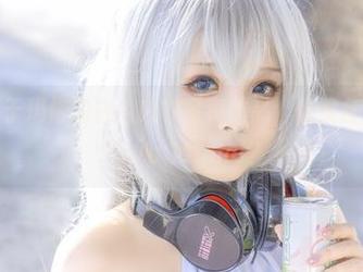 拍一张属于玛修的白色内衣写真作品，你准备好了吗，Sayo Momo？
